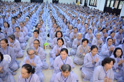 Về chùa tu Phật thất